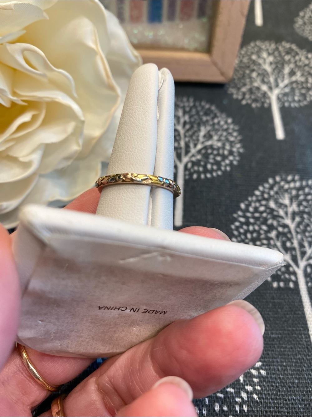 FINAL PRICE DROP‼️Floral Tri-Color Gold Ring - Picture 7 of 16